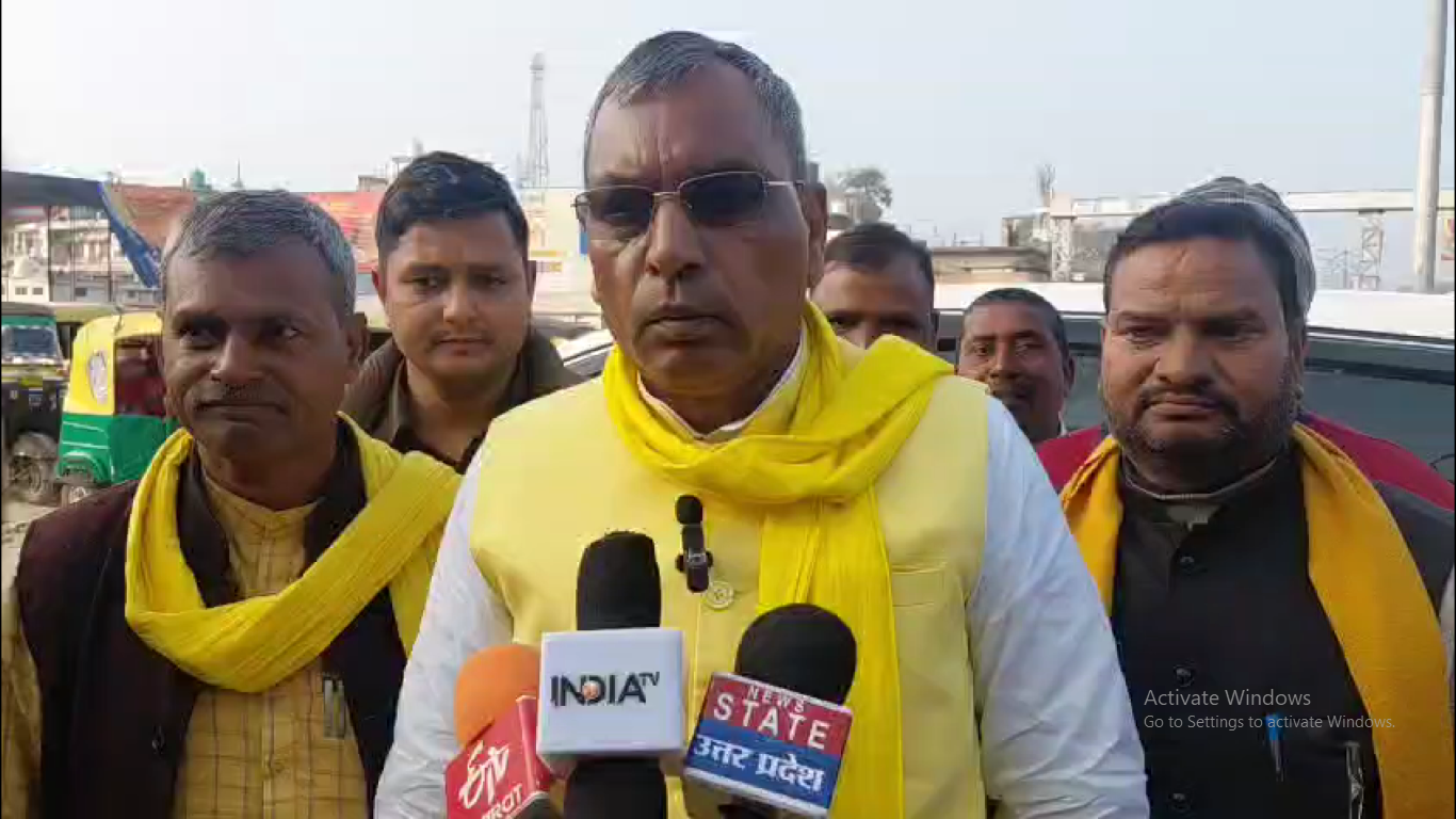कालनेमी बयान पर ओमप्रकाश राजभर का पलटवार— बोले, संविधान से चलती है सरकार, योगी जी सही कर रहे हैं