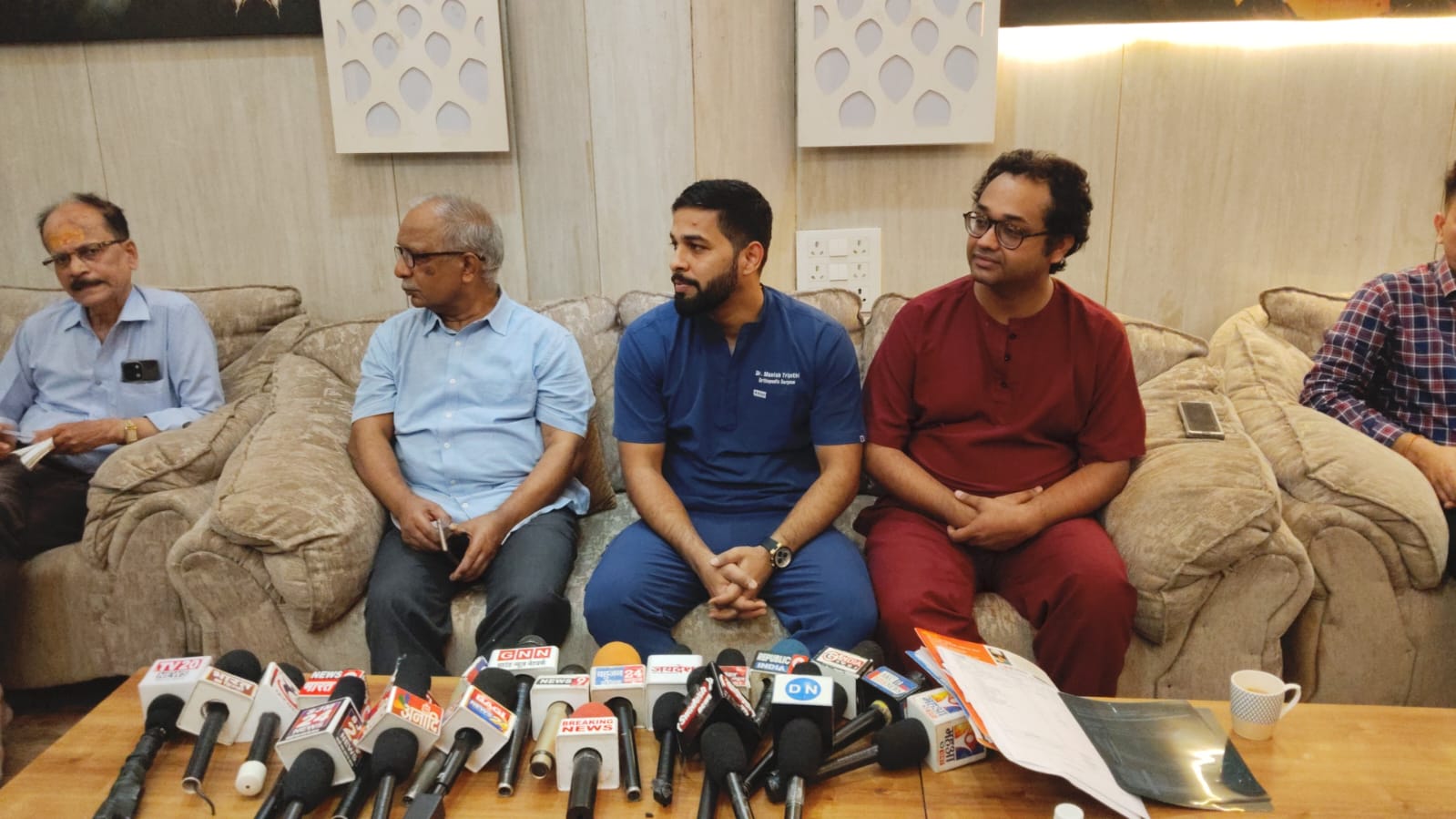 आजमगढ़: लक्षीरामपुर हड्डी अस्पताल में युवक की मौत, अस्पताल प्रशासन ने बताया आरोप निराधार