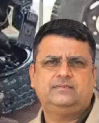 एक्सप्रेस-वे पर भाजपा के पूर्व सांसद की सुरक्षा में तैनात स्कार्ट गाड़ी डिवाइडर से टकराई, एक सिपाही की मौत, दो सुरक्षाकर्मी घायल